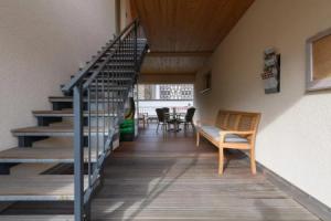 Talstation Kabine 20 / Innenstadt, 2 Schlafzimmer, Terrasse, Рюдесхайм-на-Рейне