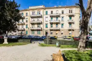 Charming and Historic Old Town Apartments, Задар