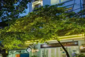 Lavender Central Hotel & Spa Hanoi, Ханой