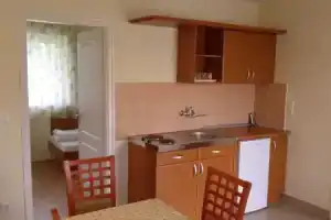 Tengerszem Apartments & Park, Шарошпатак