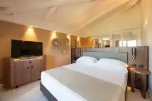 Baia Di Chia Resort Sardinia, Curio Collection By Hilton, Домус-де-Мария