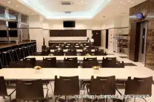 Отель «Toyoko Inn Himeji-eki Shinkansen Kita-guchi», Химедзи
