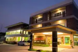Benjatara Boutique Place Resort, Лопбури