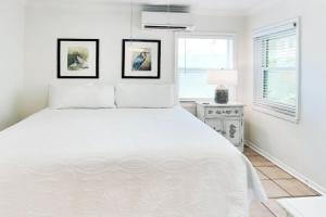 Captains Quarters A by Tybee Vacation Rentals, Тиби-Айленд