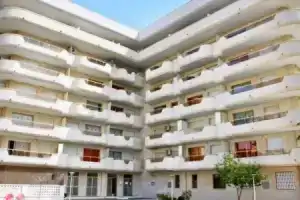 Apartamento luminoso en Salou, Салоу