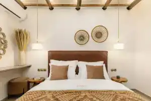 Meydani Suites, Литохоро