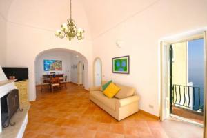 Casa Alessia - Big Terrace on the sea Ideal for Large Families, Праяно
