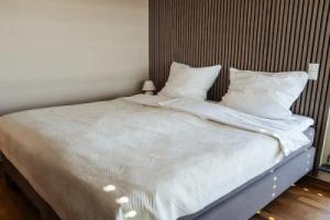 KT Estates Resort  Spa Frankfurt, Келькхайм