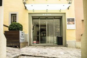 Boutique Hotel Weisses Kreuz - Adult only Hotel, Люцерн