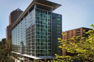 Отель «The Porter Portland, Curio Collection By Hilton», Портленд