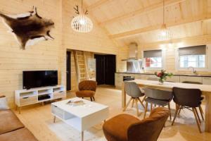 Relaxing Chalet w/ Garden, Эпе