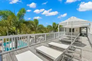 Stunning 2BR Suite, Just Steps to the Beach, Клируотер Бич