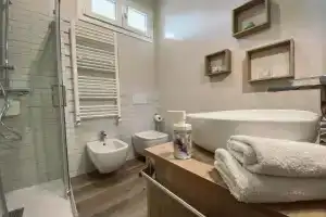 WellHome, Асти