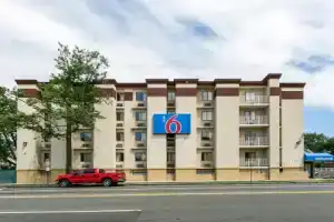 Motel «6-Washington, DC», Вашингтон
