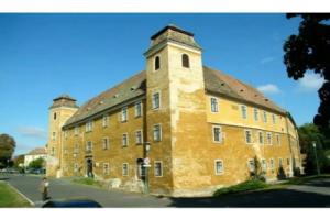 Óvár Apartman Hotel, Мошонмадьяровар