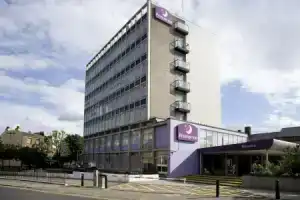 Отель «Premier Inn Putney Bridge», Лондон