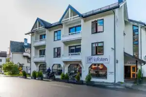 Fast Hotel Lofoten, Сволваер