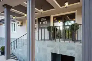 Time Hotel, Киев