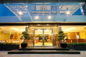 Diamond Hotel, Пномпень