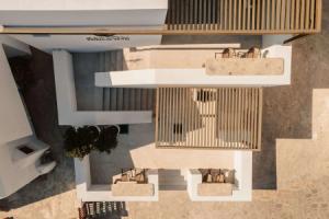 Отель «Naxos Rhyton», Наксос