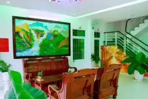 Dong Hai Hotel, Нячанг