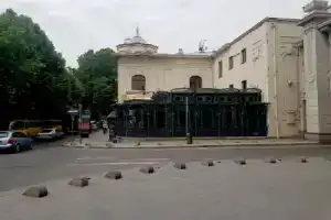 Redline Hotel, Тбилиси