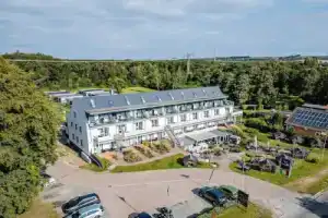 Hotel «Königslinie», Засниц