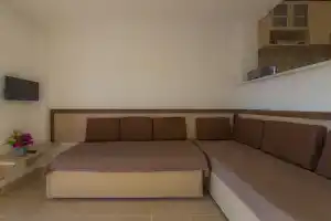 Sunset Mavi Apart, Тургутреис