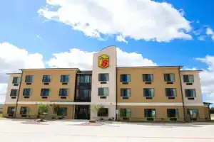 Super 8 by Wyndham Stanton, Мидленд