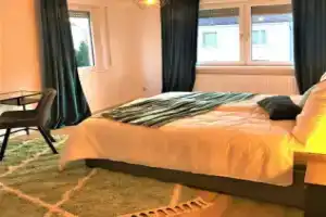 3Rooms Central-Modern-Luxury- The Alps by SA-Grandeur, Фридрихсхафен