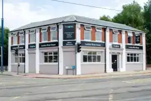 Trivelles Hotel - Manchester - Cross Lane, Манчестер