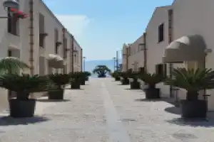 Отель «Marina Holiday & Spa», Балестрате