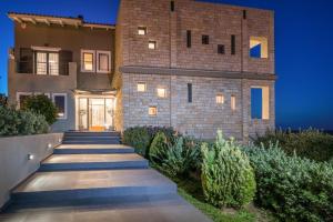 Akemi Luxury Villa, Циливи-Планос