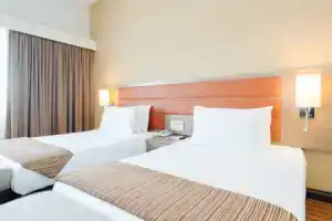Отель «Raia & Convention Centre Terengganu», Куала-Тренгану