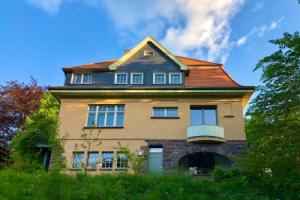 Ferienwohnung VILLA FRÜBING, Ильменау