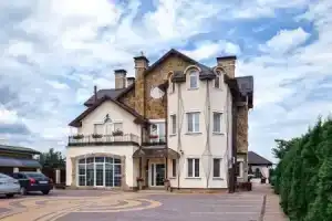 Отель «Горный Ручей», Гора