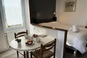 Résidence Ensoleillée - Studio pour 2 Personnes 934, Экс-ле-Бен