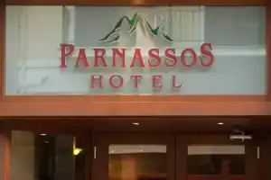 Отель «Parnassos», Дельфы
