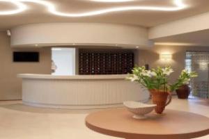 Is Molas Resort, Пула