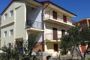 Sunny - sea Side Terrace & Parking - A2, Стариград