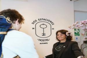 Hostel Dos Estaciones, Аликанте