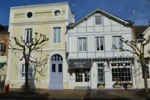 Hotel «Le Patio», Довиль