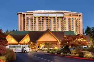 Отель «DoubleTree by Hilton Seattle Airport», Ситак