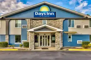 Отель «Days Inn by Wyndham Savannah Gateway I-95», Саванна