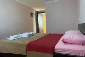 Barnavela Hotel / Wine cellar, Кварели