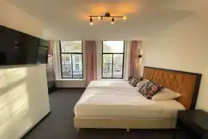 Hotel La Noire - Delft City Centre, Роттердам