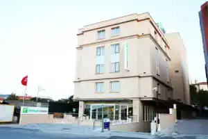 Holiday Inn Express Istanbul-Altunizade, An Ihg Hotel, Стамбул