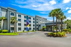 Отель «Quality Inn & Suites Near the Theme Parks», Орландо