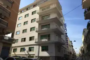 Hotel «Barsotti», Бриндизи