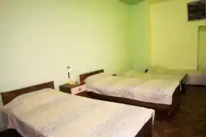 Kataryn Hostel, Ереван